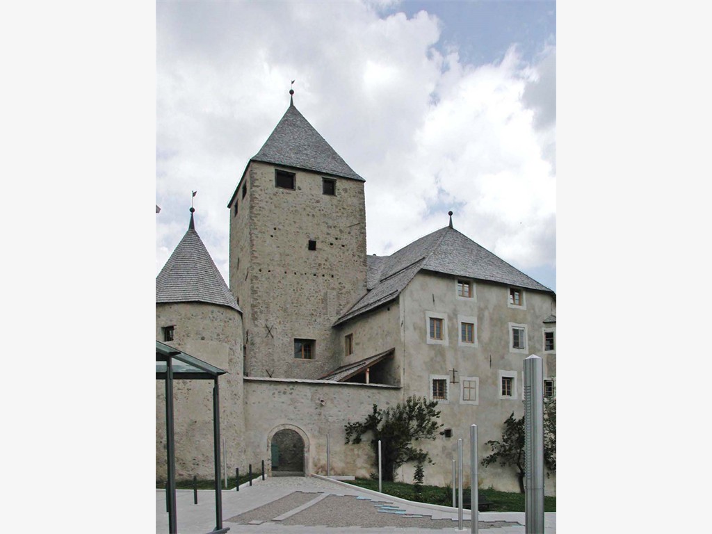 San Martin de Tor – die Burg